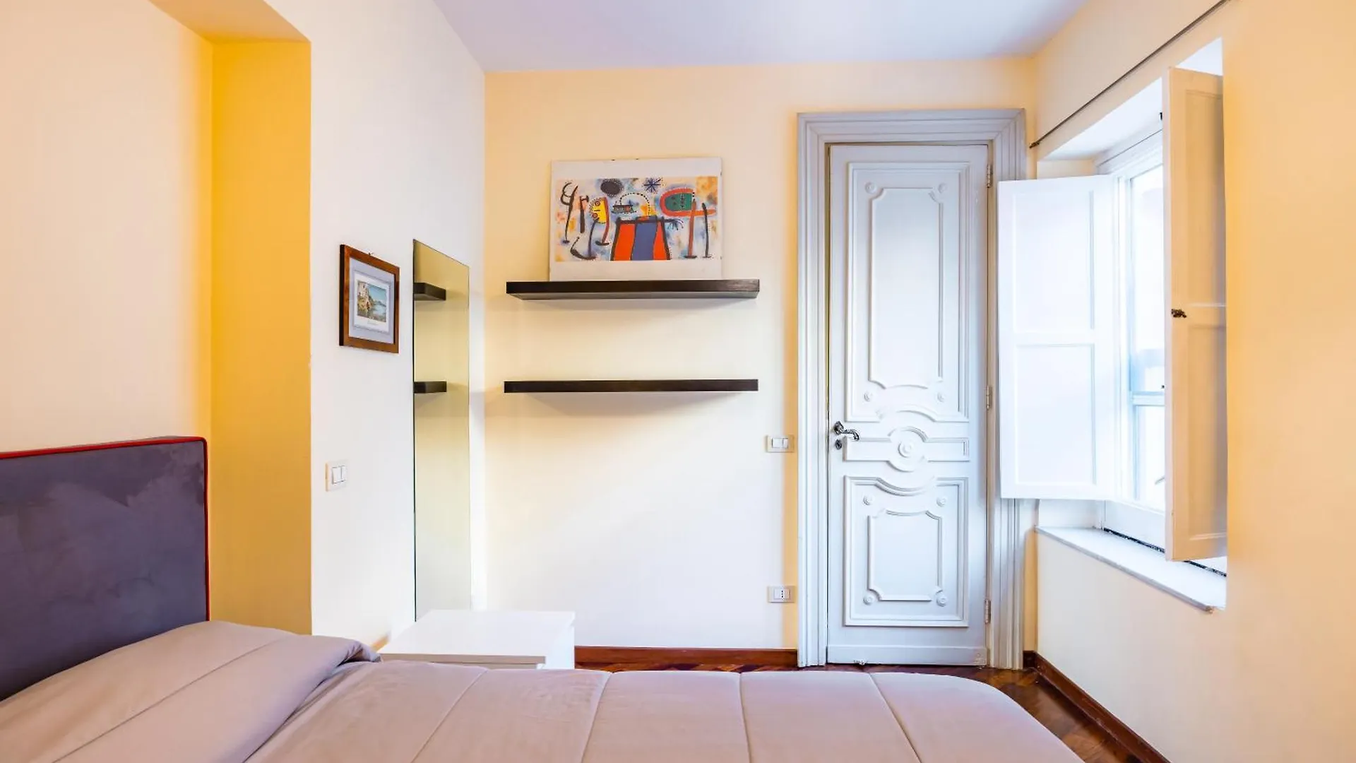 Bisignano 11 Apartment Naples Italy